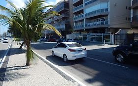 Lindo e bem localizado 3 quartos de frente p/ Mar - Praia do Forte - CF06
